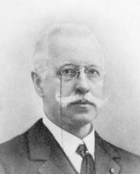 Portrait de Van Hoegaerden Paul