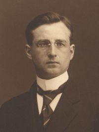 Portrait de Sap Gustave